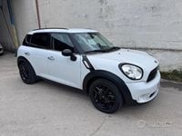 Usata Mini Cooper D Countryman 89 CV (65 kW) 2016 Bianco SUV