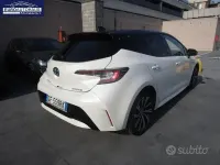 Usata Toyota Corolla Style 122 CV (89 kW) 2021 Bianco Berlina