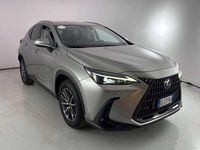 Usata Lexus NX200t 190 CV (139 kW) 2022 Argento SUV