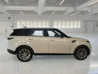 Usata Land Rover Range Rover Sport SE Dynamic 249 CV (183 kW) 2023 Bianco SUV