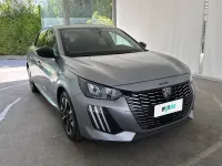 Usata Peugeot 208 Allure 102 CV (75 kW) 2025 Grigio Utilitaria