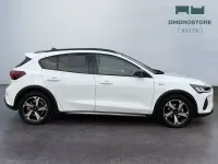 Usata Ford Focus Active 125 CV (91 kW) 2023 Frozen white SUV