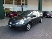 Usata Mitsubishi Lancer Comfort Edition 98 CV (72 kW) 2005 Grigio Station wagon