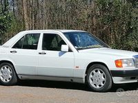 Usata Mercedes 190 122 CV (89 kW) 1991 Berlina