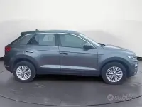 Usata VW T-Roc Business 116 CV (85 kW) 2021 Grigio SUV