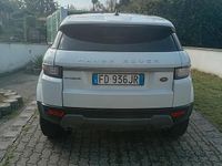 Usata Land Rover Range Rover evoque 150 CV (110 kW) 2016 Bianco SUV