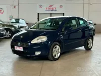 Usata Fiat Grande Punto 77 CV (56 kW) 2010 Nero Utilitaria
