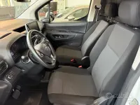 Usata Opel Combo Edition 131 CV (96 kW) 2020 Bianco Monovolume