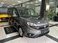 Usata Fiat Doblò Lounge 120 CV (88 kW) 2022 Grigio Monovolume