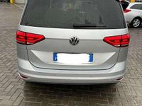 Usata VW Touran Trendline 116 CV (85 kW) 2017 Grigio Monovolume
