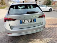 Usata Skoda Octavia 150 CV (110 kW) 2021 Argento Station wagon