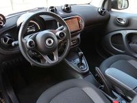 Begagnad Smart ForTwo Coupé Pulse 41 kW (56 HK) 2022 Röd Halvkombi