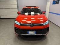 Usata VW Tiguan R-line Plus 150 CV (110 kW) 2025 Persimmon red SUV