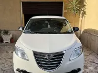 Usata Lancia Ypsilon Silver 69 CV (50 kW) 2014 Utilitaria
