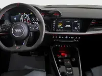 Usata Audi RS3 Sportback Ambiente 400 CV (294 kW) 2023 Nero mythos metallizzato Utilitaria