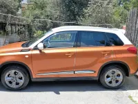 Usata Suzuki Vitara Cool 120 CV (88 kW) 2018 Arancione SUV