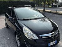 Usata Opel Corsa 86 CV (63 kW) 2013 Nero Berlina