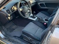 Usata Subaru Legacy 165 CV (121 kW) 2005 Grigio Station wagon