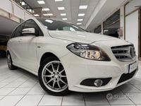 Usata Mercedes B200 Executive 135 CV (99 kW) 2012 Bianco Monovolume