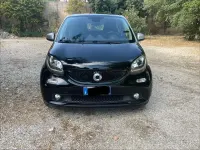 Usata Smart ForFour Passion 71 CV (52 kW) 2016 Nero Utilitaria
