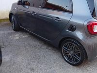 Usata Smart ForFour Brabus 90 CV (66 kW) 2018 Grigio Utilitaria