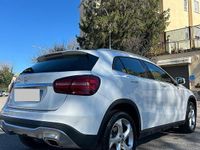 Usata Mercedes GLA200 136 CV (100 kW) 2019 Bianco SUV