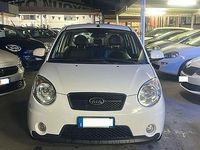 Usata Kia Picanto 59 CV (43 kW) 2010 Bianco Utilitaria