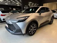Usata Toyota C-HR Trend 140 CV (102 kW) 2025 Argento SUV