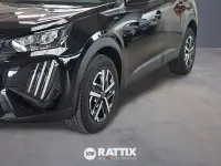 Usata Peugeot 2008 Active 101 CV (74 kW) 2024 Nero SUV