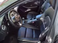 Usata Mercedes GLA180 122 CV (89 kW) 2016 Grigio SUV
