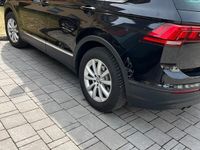 Usata VW Tiguan Business 116 CV (85 kW) 2018 Nero SUV