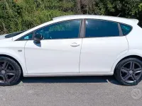 Usata Seat Leon 105 CV (77 kW) 2010 Bianco Utilitaria