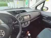 Usata Toyota Yaris Active 69 CV (50 kW) 2012 Bianco Utilitaria