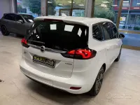 Usado Opel Zafira Innovation 140 CV (102 kW) 2017 Blanco Monovolumen