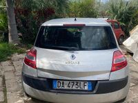 Usata Renault Mégane II 100 CV (73 kW) 2006 Grigio Berlina