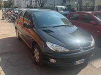 Usata Peugeot 206 68 CV (50 kW) 2008 Nero Berlina
