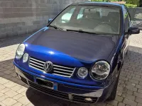 Usata VW Polo Comfortline 75 CV (55 kW) 2004 Blu/azzurro Utilitaria