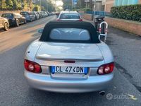 Usata Mazda MX5 146 CV (107 kW) 2003 Grigio Cabrio