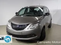Usata Lancia Ypsilon Silver 69 CV (50 kW) 2023 Grigio pietra Utilitaria