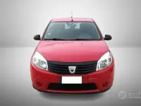 Gebraucht Dacia Sandero 75 PS (55 kW) 2010 Rot Limousine