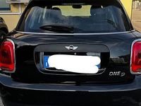 Begagnad Mini One D 102 HK (75 kW) 2017 Svart Halvkombi