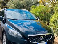 Occasion Volvo V40 CC Momentum 115 ch (84 kW) 2015 Noir Break