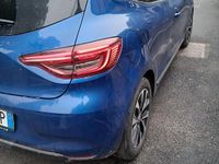 Usata Renault Clio V Intens 101 CV (74 kW) 2023 Blu Berlina