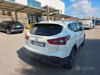 Usata Nissan Qashqai N-Connecta 116 CV (85 kW) 2019 Bianco SUV
