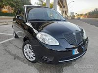 Usata Lancia Ypsilon 75 CV (55 kW) 2010 Nero Utilitaria