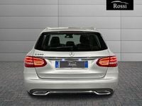 Usata Mercedes 200 Sport 136 CV (100 kW) 2015 Nero Station wagon