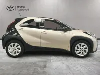 Usata Toyota Aygo X Trend 72 CV (52 kW) 2022 Beige SUV