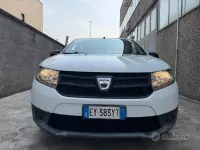 Usata Dacia Sandero 72 CV (52 kW) 2015 Bianco Berlina