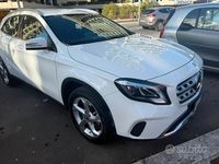 Usata Mercedes GLA200 Business 163 CV (119 kW) 2019 Bianco SUV
