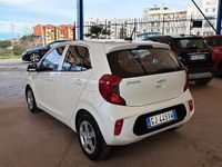 Usata Kia Picanto Urban 67 CV (49 kW) 2022 Bianco Utilitaria